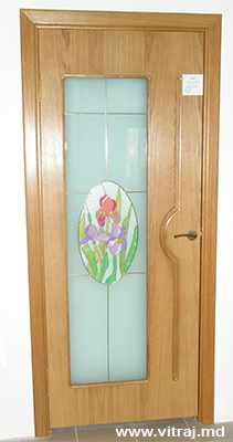 Stained glass for doors, photo